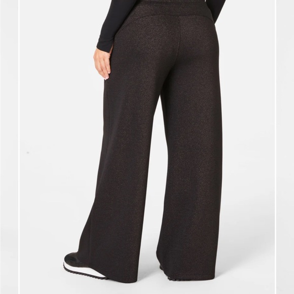 SPANX AIR ESSENTIALS-WIDE LEG PANTS-LTD EDITION COLOR/BLACK SILVER—NEW IN PKG - Picture 3 of 5